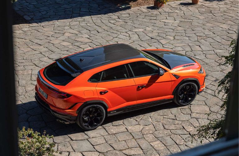 Lamborghini Urus Performante exterior top view